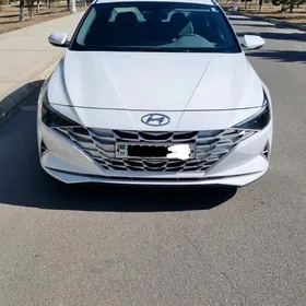 Hyundai Elantra 2021