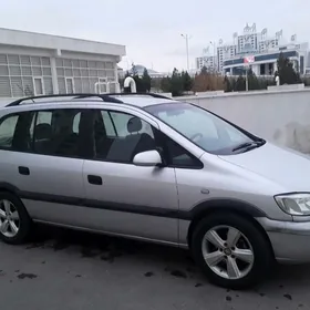 Opel Zafira 2002