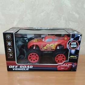 Машинка на пульте maşyn pultly