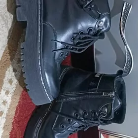 Ботинки 37 раз.девочке