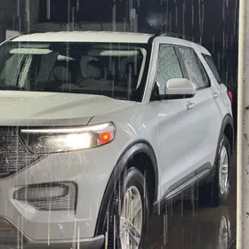 Ford Explorer 2021