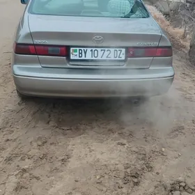 Toyota Camry 1999