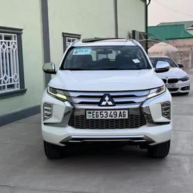 Mitsubishi Montero Sport 2024