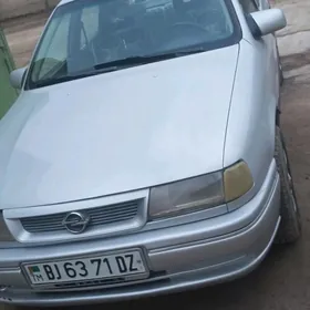 Opel Vectra 1993