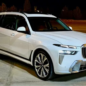 BMW X7 2023
