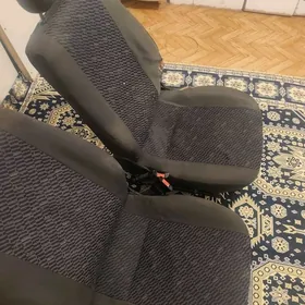 opel astra j  sideniya