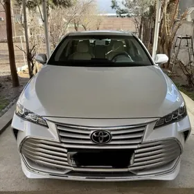 Toyota Avalon 2022