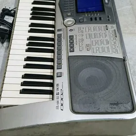 YAMAHA PSR 2000
