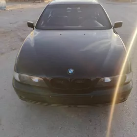 BMW E39 2000