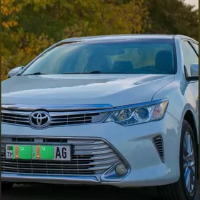 Toyota Camry 2015