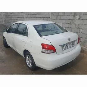 Toyota Yaris 2006