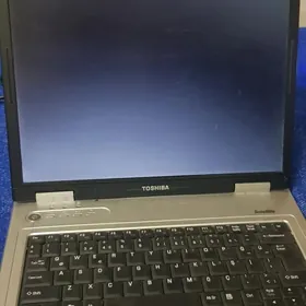 новбук (Toshiba)