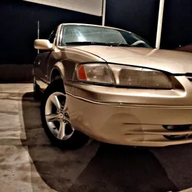 Toyota Camry 1998
