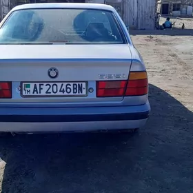 BMW 525 1990