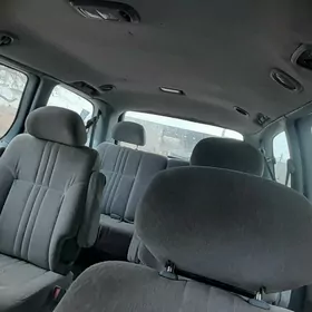 Toyota Sienna 1999