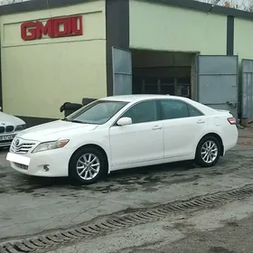 Toyota Camry 2011