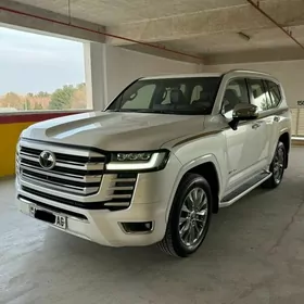 Toyota Land Cruiser 2023