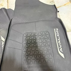 rizzin kowrik awalon