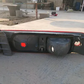 lisiçka fara yzky sag