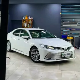 Toyota Camry 2018