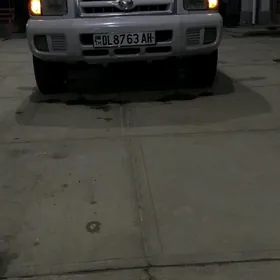 Nissan Pathfinder 2002