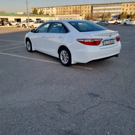 Toyota Camry 2017