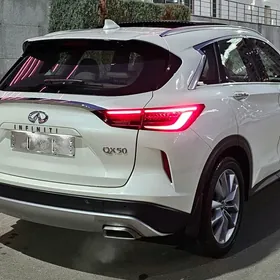 Infiniti QX50 2021