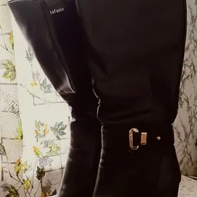 Женские сапоги