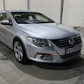 Volkswagen CC 2011