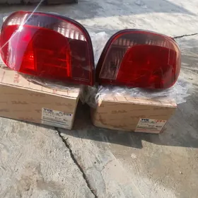 Stop toyota yaris 2003