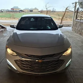 Chevrolet Malibu 2021