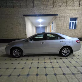 Toyota Camry 2010