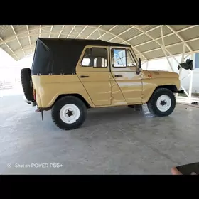 UAZ 469 1999