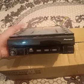 pioneer 6550 bocka usilitel