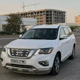 Nissan Pathfinder 2020