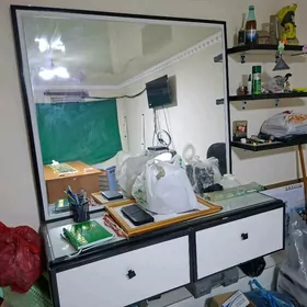 Ayna parehmaher ucin