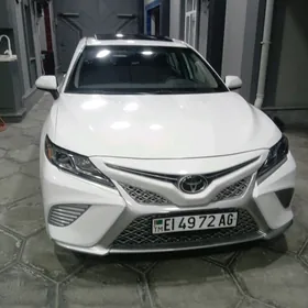 Toyota Camry 2020