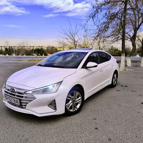 Hyundai Elantra 2019