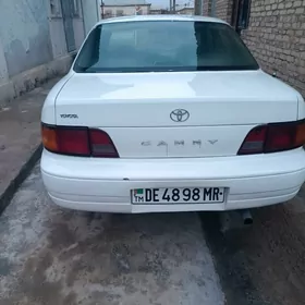 Toyota Camry 1996