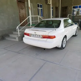 Toyota Camry 2000
