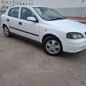 Opel Astra 2000