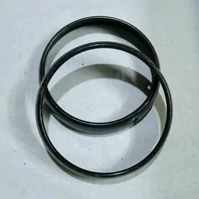 ободок и  тормозные колодки