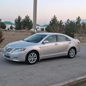 Toyota Camry 2011