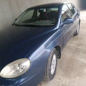 Daewoo Leganza 2000