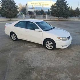 Toyota Camry 2004