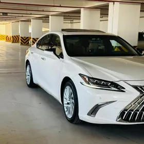 Lexus ES 350 2019