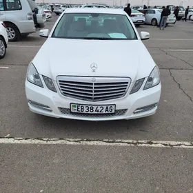 Mercedes-Benz E350 2011