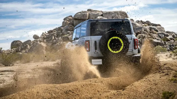 Ford выпустит более дешевую спортивную версию внедорожника Bronco