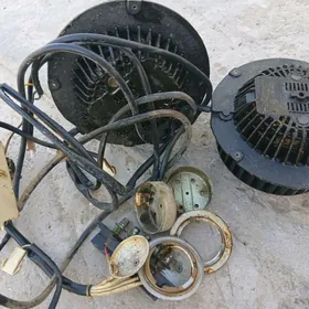 Dwigatel (вытяжка)