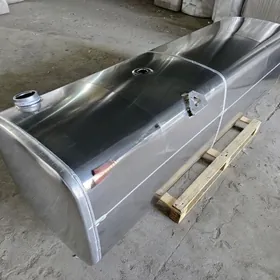 topliwny bak бак топливный DAF